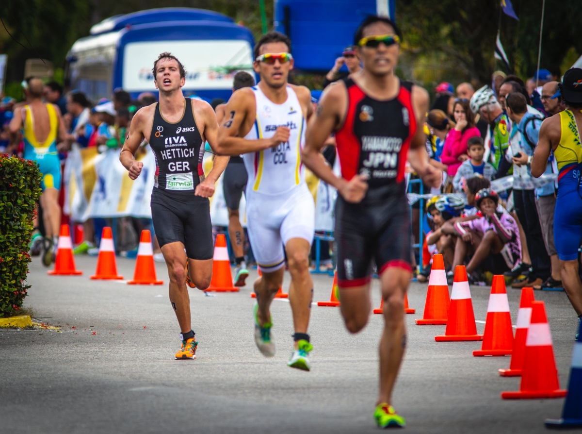 Les Jeux olympiques et paralympiques sont l'aboutissement d'années d'entraînement et de compétition rigoureux. (source : https://www.pexels.com/photo/determined-professional-athletes-running-on-track-in-stadium-4604846/) Les Jeux olympiques et paralympiques sont l'aboutissement d'années d'entraînement et de compétition rigoureux. (source : https://www.pexels.com/photo/determined-professional-athletes-running-on-track-in-stadium-4604846/)